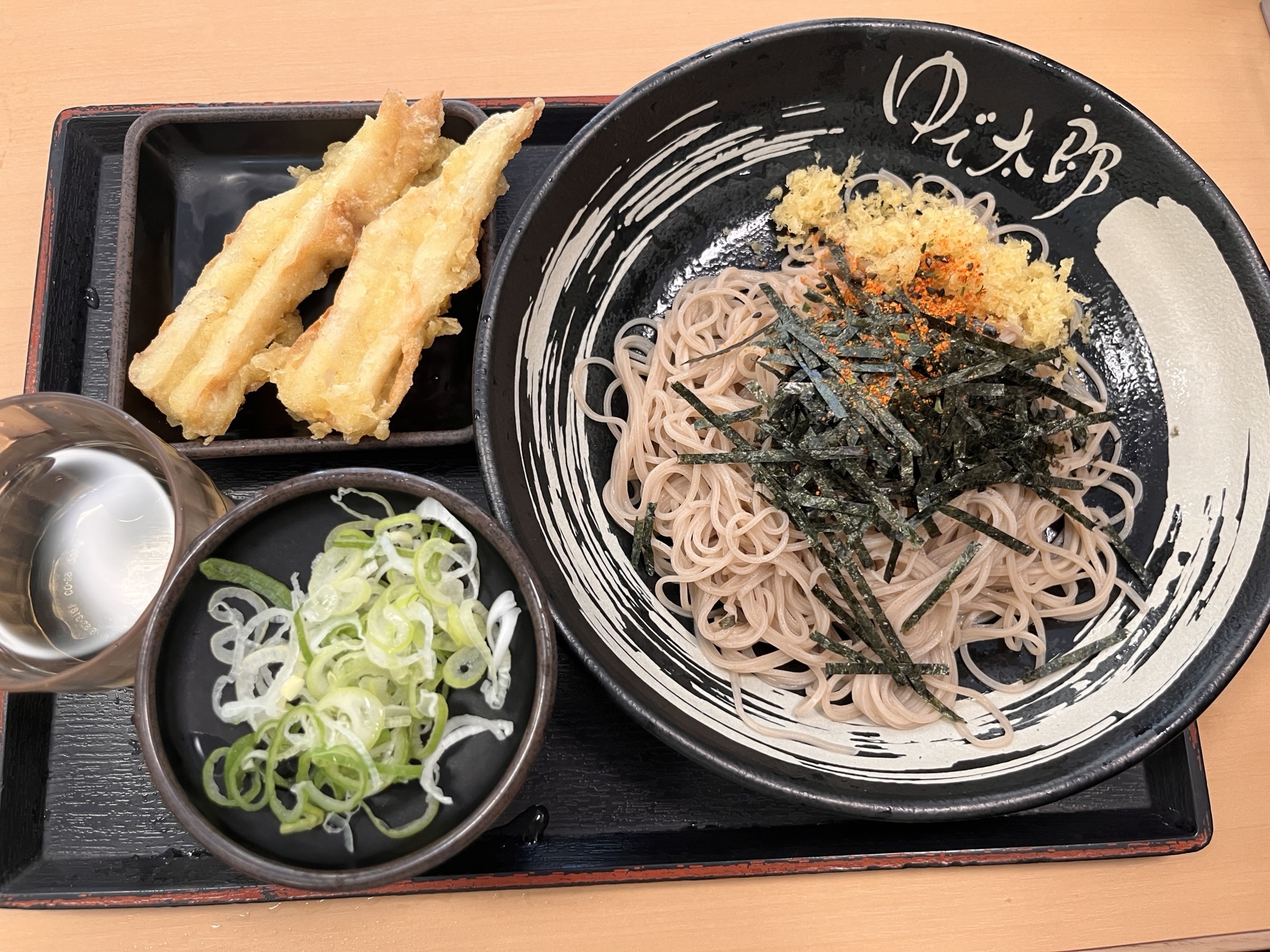 ざるそばと太刀魚のちくわ天